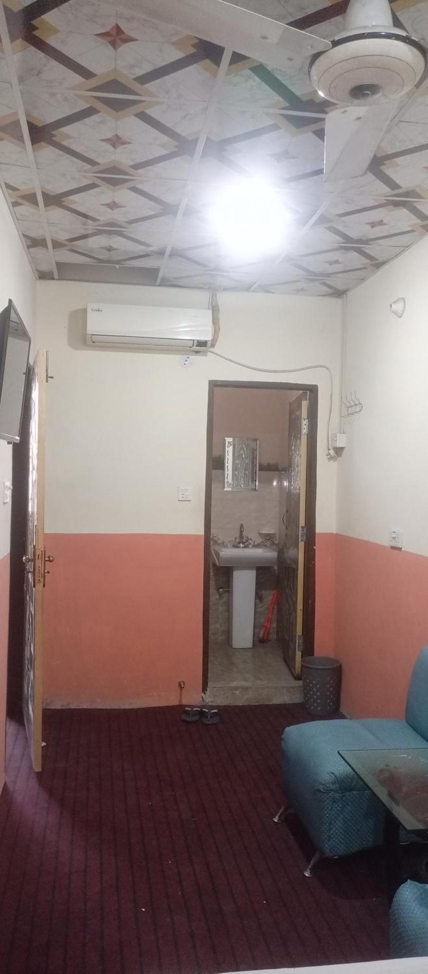 New Pak Royal Hotel Lahore Bagian luar foto